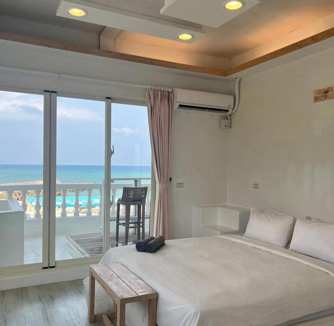 White&Light B&B Manzhou Exterior foto